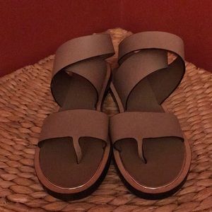 Vince Leather Sandal NWOT